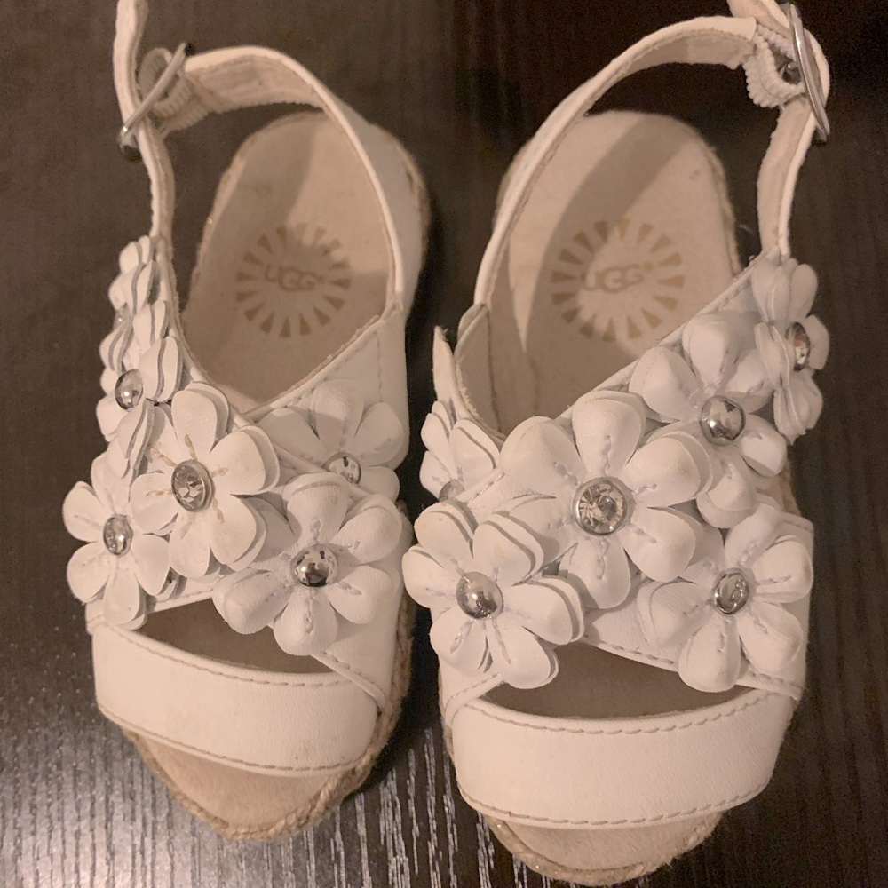 Size 6 UGG sandals